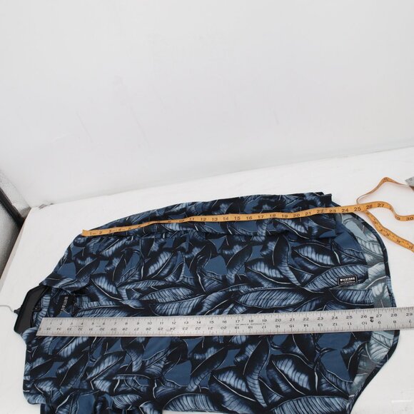 NWOT Wildfang Shirt Womens XS The Empower Long Sleeve Button Up Leaf Print Rayon - Picture 11 of 12